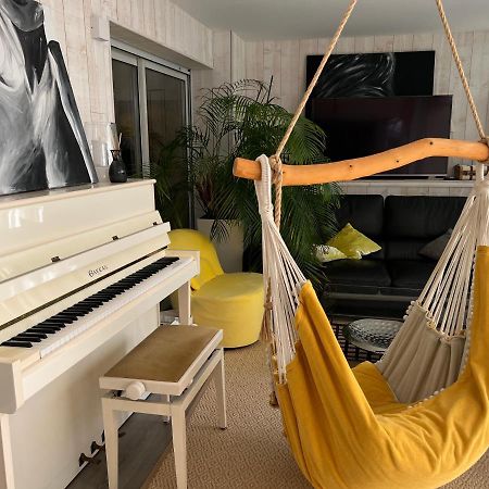 Une Pause…Au Soleil Classe 4 Etoiles 108 M2 A 3Min A Pieds De La Plage 라그랑모트 외부 사진